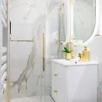 Glam & Modern By Cooee *