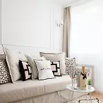 Glam & Modern By Cooee 아파트 *