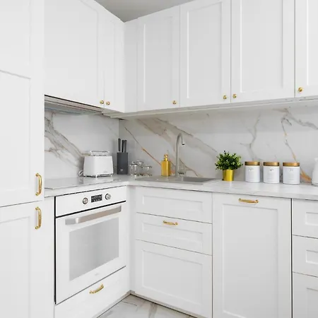 Glam & Modern By Cooee Appartement *