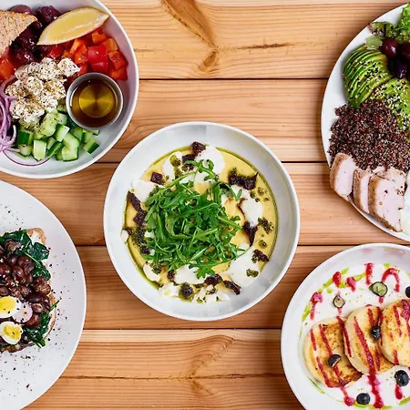 Glam & Modern By Cooee *